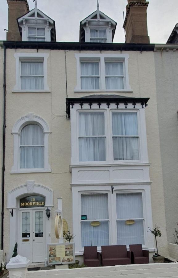 St Davids & Moorfield Hotels Chapel Street Llandudno Exterior foto